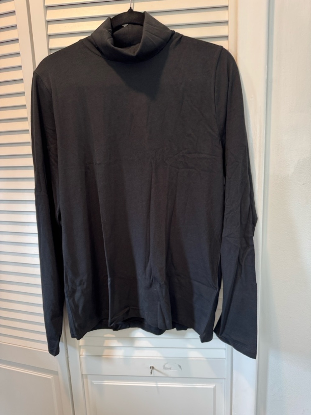 J. Crew Women's Black Long Sleeve Turtleneck Tee
